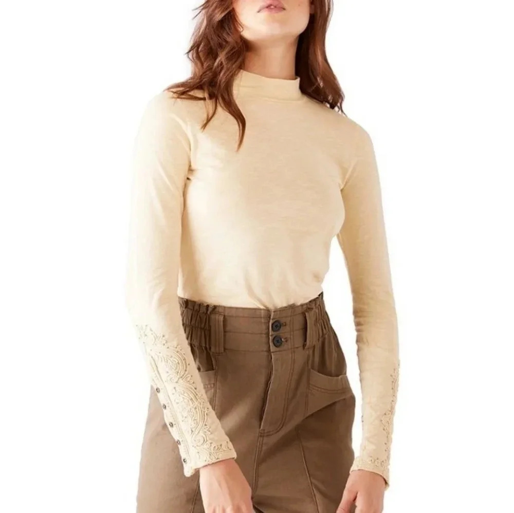 NWT Free People Hooked On You Cuff Top XS